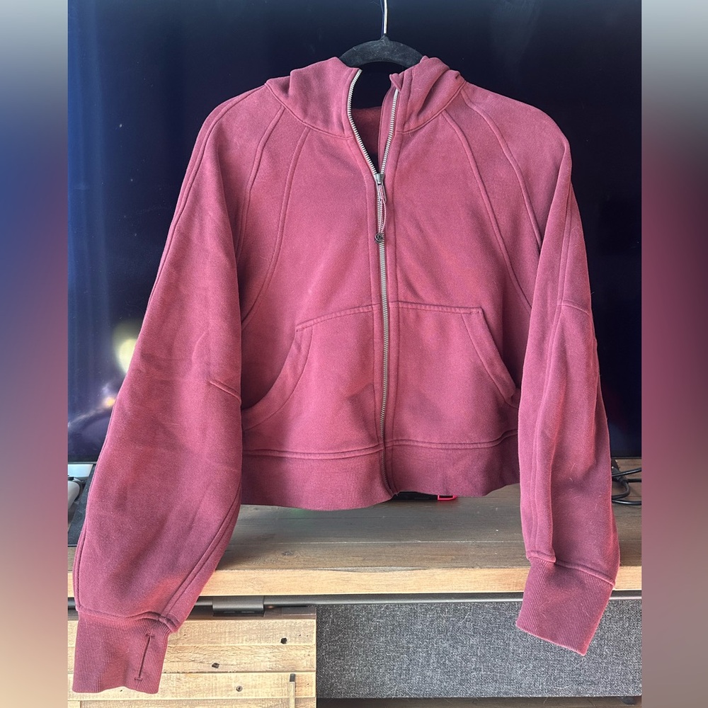 Lululemon Oversized Crop Scuba Hoodie - Merlot, size xs/s
